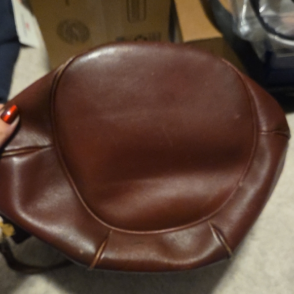 Vintage Burgundy Leather Shoulder Bag - Picture 3 of 5